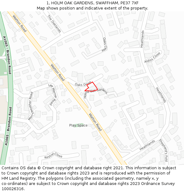 1, HOLM OAK GARDENS, SWAFFHAM, PE37 7XF: Location map and indicative extent of plot