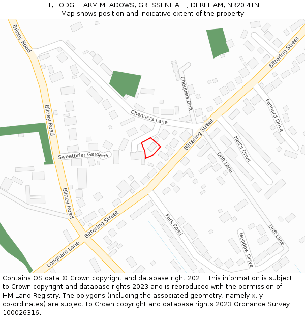 1, LODGE FARM MEADOWS, GRESSENHALL, DEREHAM, NR20 4TN: Location map and indicative extent of plot