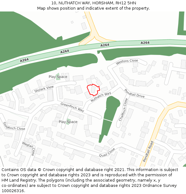 10, NUTHATCH WAY, HORSHAM, RH12 5HN: Location map and indicative extent of plot