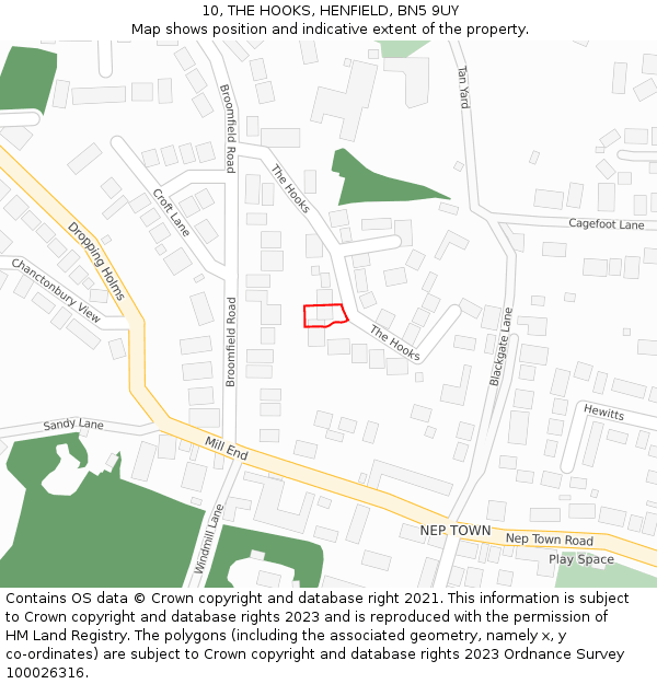 10, THE HOOKS, HENFIELD, BN5 9UY: Location map and indicative extent of plot