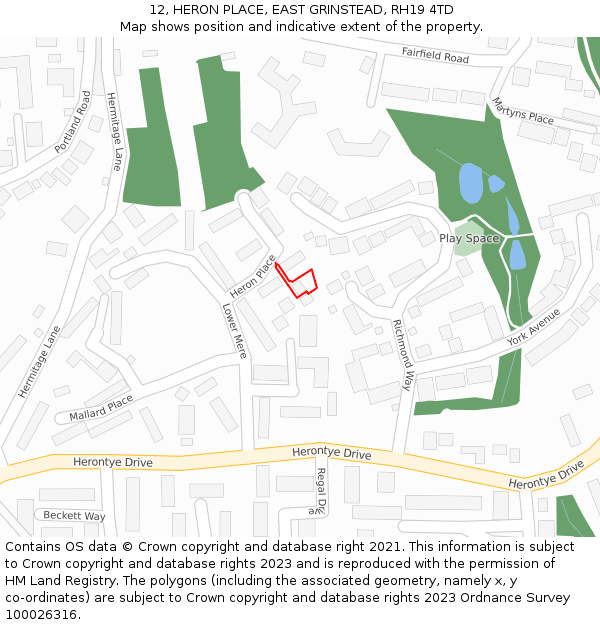 12, HERON PLACE, EAST GRINSTEAD, RH19 4TD: Location map and indicative extent of plot