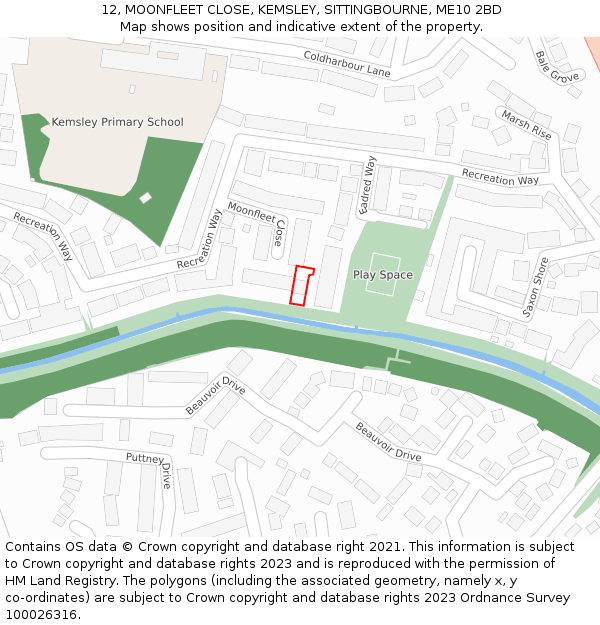 12, MOONFLEET CLOSE, KEMSLEY, SITTINGBOURNE, ME10 2BD: Location map and indicative extent of plot