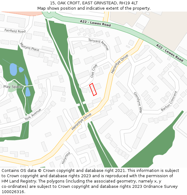 15, OAK CROFT, EAST GRINSTEAD, RH19 4LT: Location map and indicative extent of plot