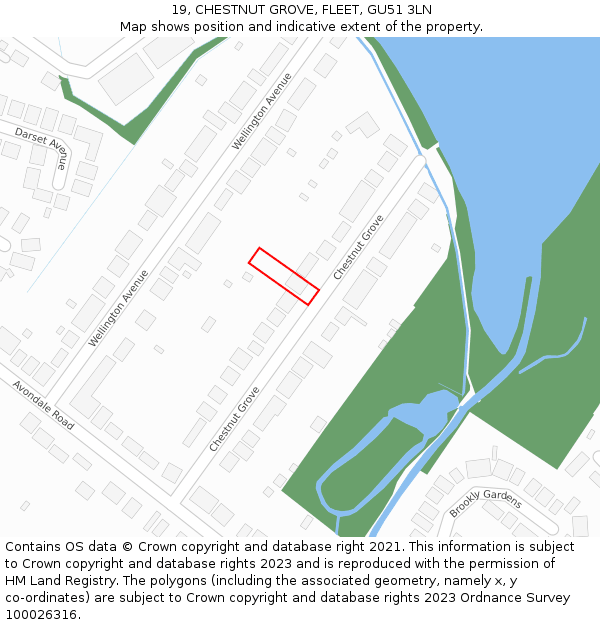 19, CHESTNUT GROVE, FLEET, GU51 3LN: Location map and indicative extent of plot