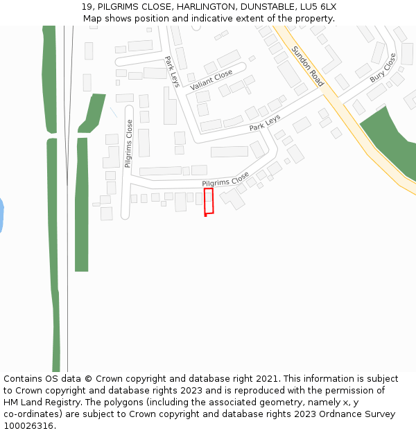 19, PILGRIMS CLOSE, HARLINGTON, DUNSTABLE, LU5 6LX: Location map and indicative extent of plot