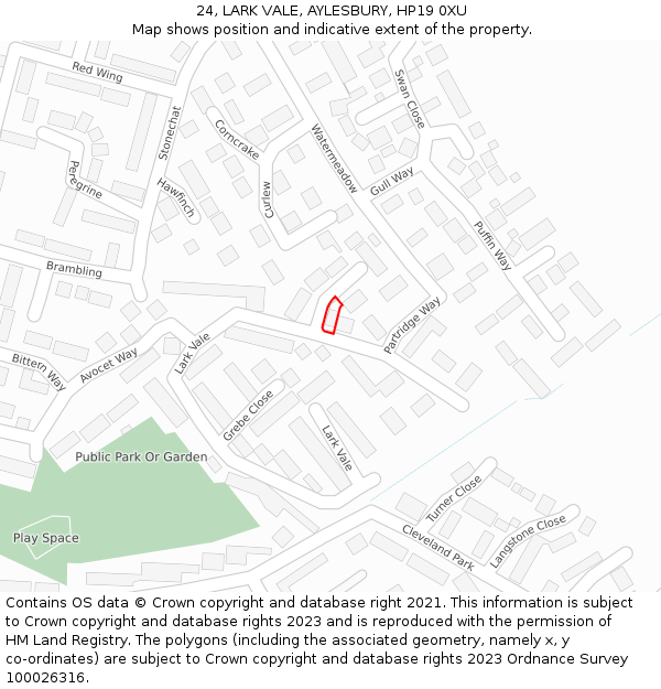 24, LARK VALE, AYLESBURY, HP19 0XU: Location map and indicative extent of plot