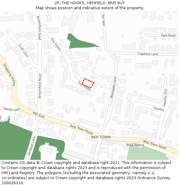 25, THE HOOKS, HENFIELD, BN5 9UY: Location map and indicative extent of plot