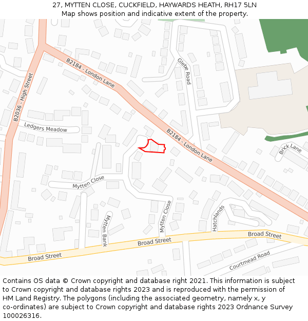 27, MYTTEN CLOSE, CUCKFIELD, HAYWARDS HEATH, RH17 5LN: Location map and indicative extent of plot