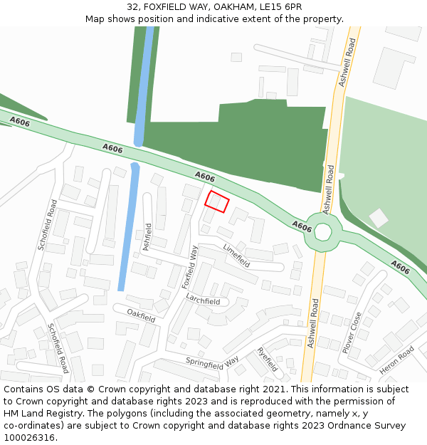 32, FOXFIELD WAY, OAKHAM, LE15 6PR: Location map and indicative extent of plot