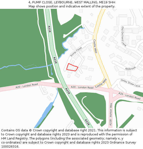 4, PUMP CLOSE, LEYBOURNE, WEST MALLING, ME19 5HH: Location map and indicative extent of plot