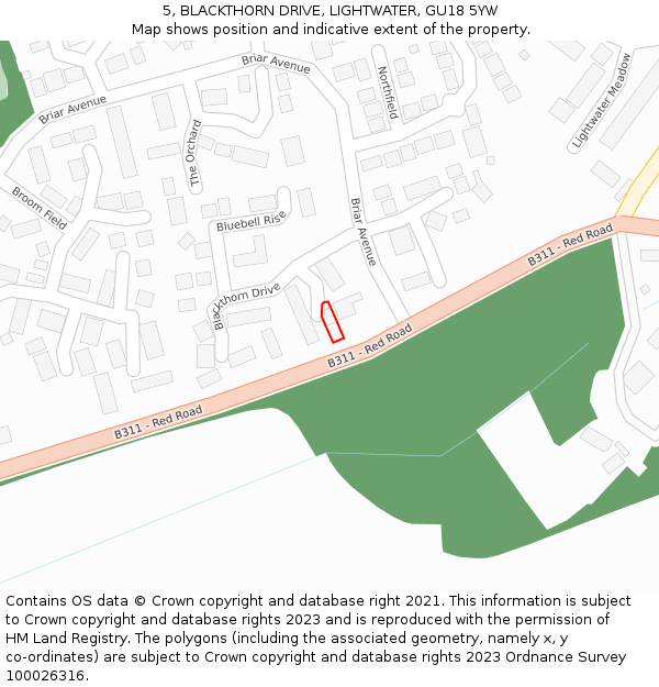 5, BLACKTHORN DRIVE, LIGHTWATER, GU18 5YW: Location map and indicative extent of plot