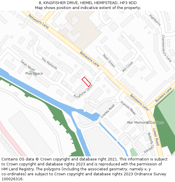 8, KINGFISHER DRIVE, HEMEL HEMPSTEAD, HP3 9DD: Location map and indicative extent of plot