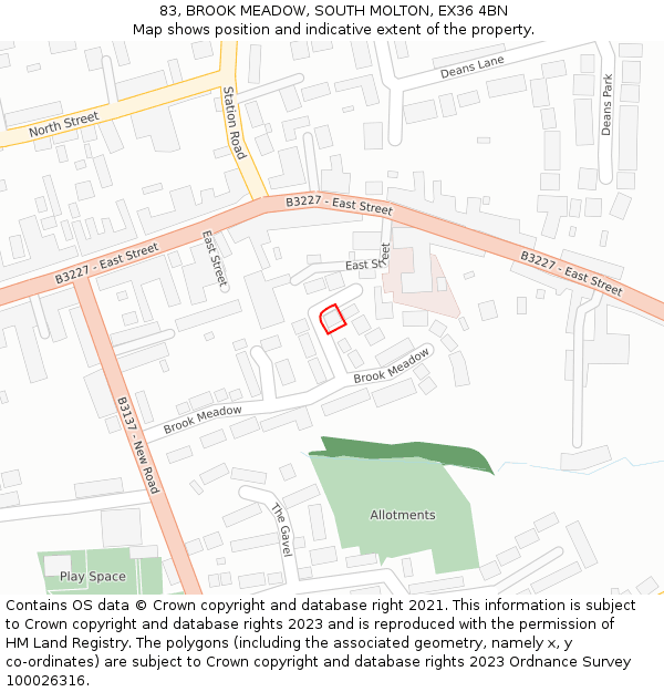 83, BROOK MEADOW, SOUTH MOLTON, EX36 4BN: Location map and indicative extent of plot