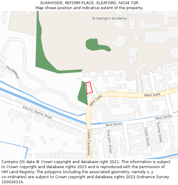 SUNNYSIDE, REFORM PLACE, SLEAFORD, NG34 7QR: Location map and indicative extent of plot
