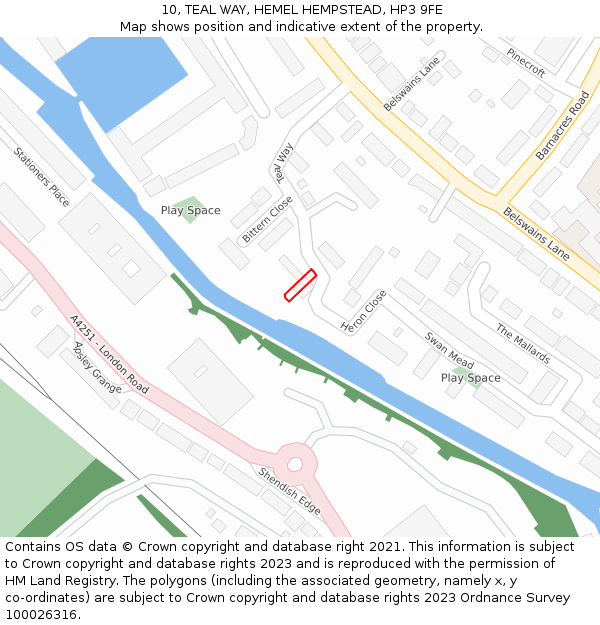 10, TEAL WAY, HEMEL HEMPSTEAD, HP3 9FE: Location map and indicative extent of plot