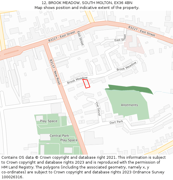 12, BROOK MEADOW, SOUTH MOLTON, EX36 4BN: Location map and indicative extent of plot