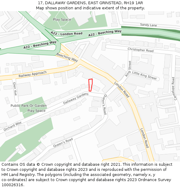 17, DALLAWAY GARDENS, EAST GRINSTEAD, RH19 1AR: Location map and indicative extent of plot