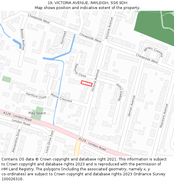 19, VICTORIA AVENUE, RAYLEIGH, SS6 9DH: Location map and indicative extent of plot