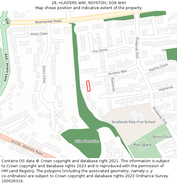 28, HUNTERS WAY, ROYSTON, SG8 9HH: Location map and indicative extent of plot