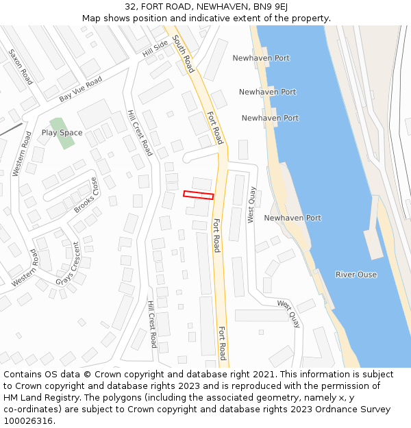 32, FORT ROAD, NEWHAVEN, BN9 9EJ: Location map and indicative extent of plot