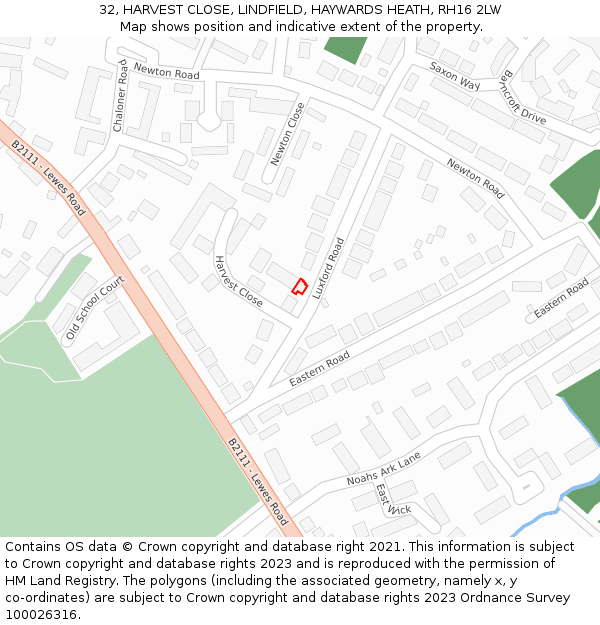 32, HARVEST CLOSE, LINDFIELD, HAYWARDS HEATH, RH16 2LW: Location map and indicative extent of plot