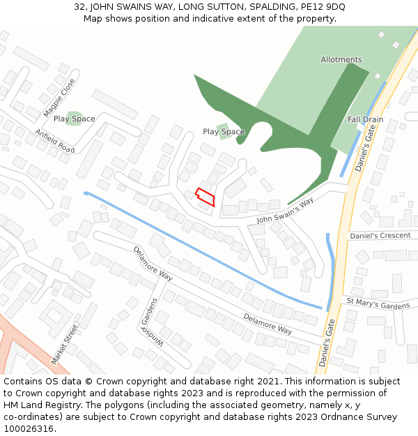 32, JOHN SWAINS WAY, LONG SUTTON, SPALDING, PE12 9DQ: Location map and indicative extent of plot