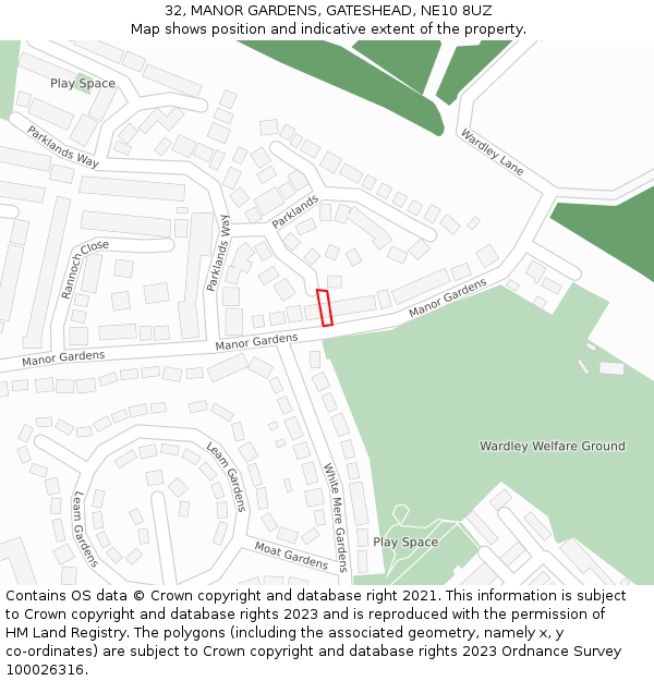 32, MANOR GARDENS, GATESHEAD, NE10 8UZ: Location map and indicative extent of plot