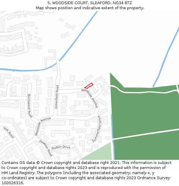 5, WOODSIDE COURT, SLEAFORD, NG34 8TZ: Location map and indicative extent of plot