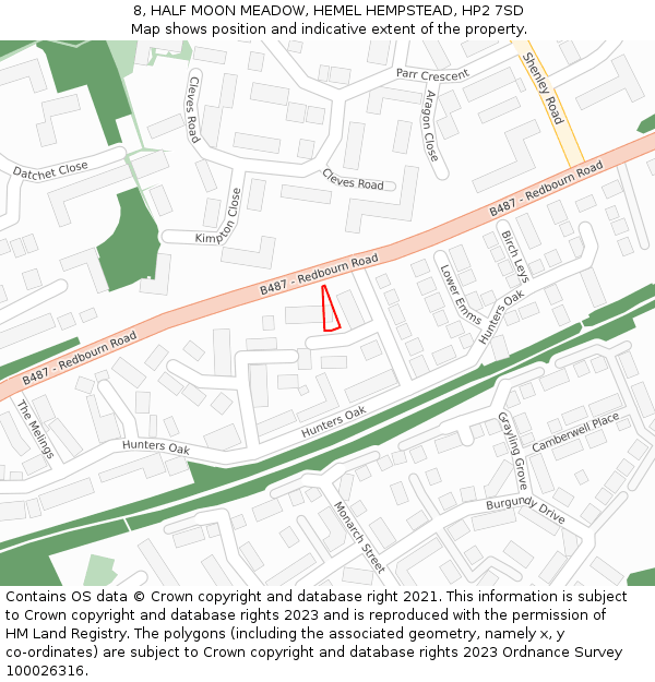 8, HALF MOON MEADOW, HEMEL HEMPSTEAD, HP2 7SD: Location map and indicative extent of plot