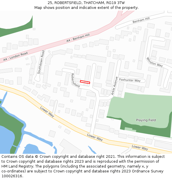 25, ROBERTSFIELD, THATCHAM, RG19 3TW: Location map and indicative extent of plot