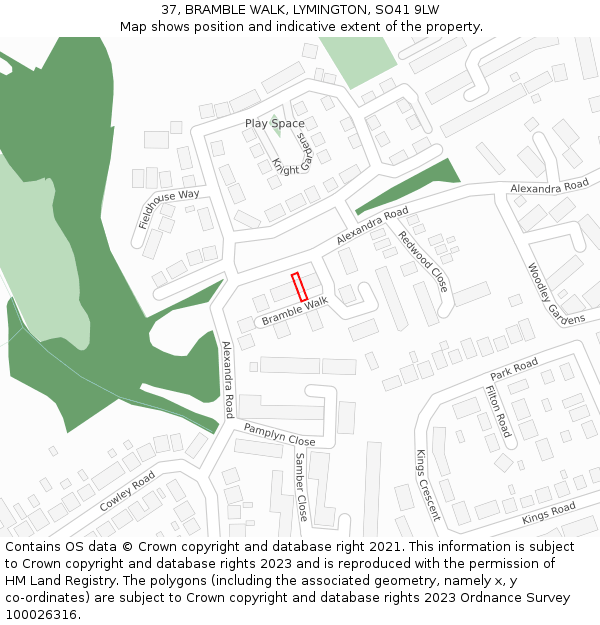 37, BRAMBLE WALK, LYMINGTON, SO41 9LW: Location map and indicative extent of plot