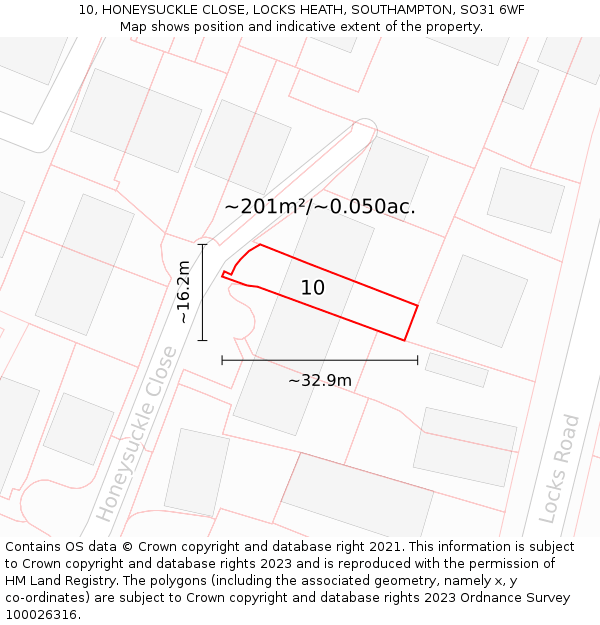 10, HONEYSUCKLE CLOSE, LOCKS HEATH, SOUTHAMPTON, SO31 6WF: Plot and title map