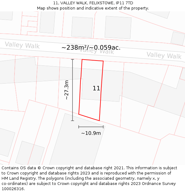 11, VALLEY WALK, FELIXSTOWE, IP11 7TD: Plot and title map