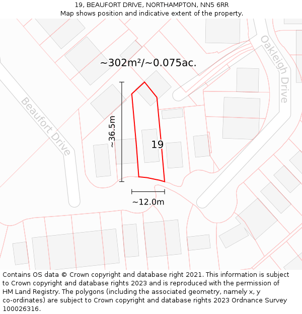 19, BEAUFORT DRIVE, NORTHAMPTON, NN5 6RR: Plot and title map