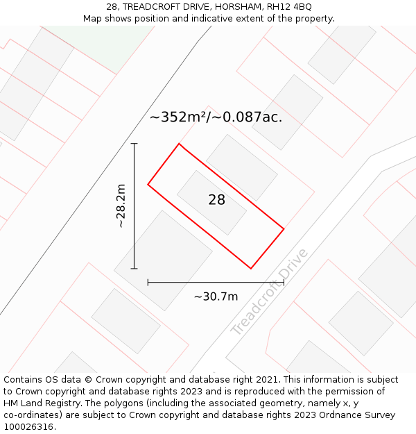 28, TREADCROFT DRIVE, HORSHAM, RH12 4BQ: Plot and title map