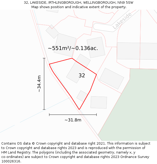 32, LAKESIDE, IRTHLINGBOROUGH, WELLINGBOROUGH, NN9 5SW: Plot and title map