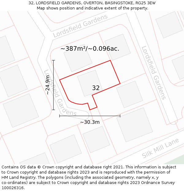 32, LORDSFIELD GARDENS, OVERTON, BASINGSTOKE, RG25 3EW: Plot and title map