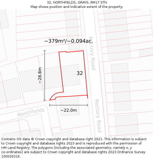 32, NORTHFIELDS, GRAYS, RM17 5TN: Plot and title map