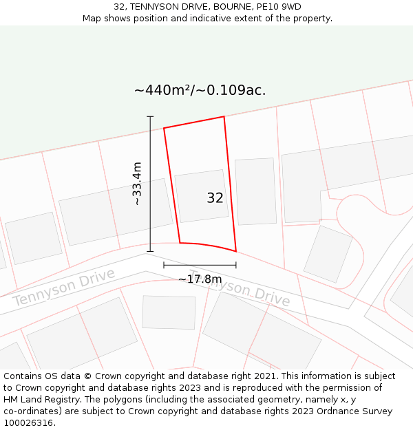 32, TENNYSON DRIVE, BOURNE, PE10 9WD: Plot and title map