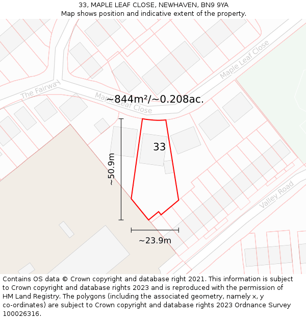 33, MAPLE LEAF CLOSE, NEWHAVEN, BN9 9YA: Plot and title map