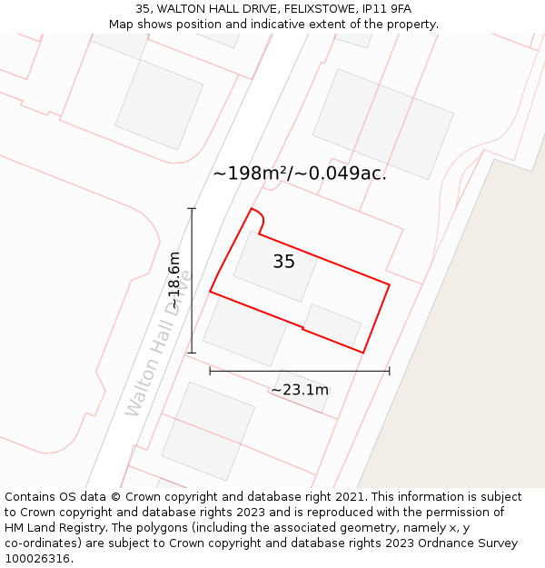 35, WALTON HALL DRIVE, FELIXSTOWE, IP11 9FA: Plot and title map