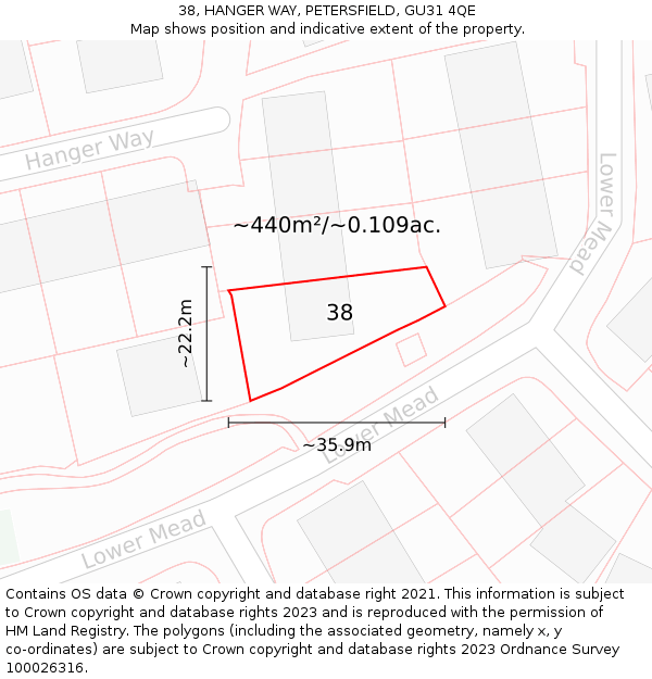 38, HANGER WAY, PETERSFIELD, GU31 4QE: Plot and title map