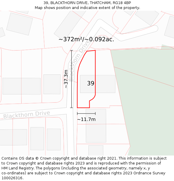 39, BLACKTHORN DRIVE, THATCHAM, RG18 4BP: Plot and title map