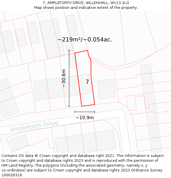 7, AMPLEFORTH DRIVE, WILLENHALL, WV13 2LG: Plot and title map