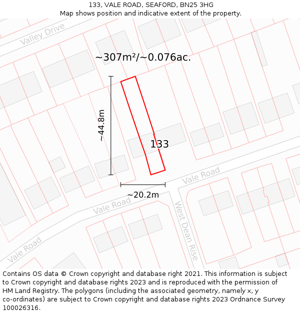 133, VALE ROAD, SEAFORD, BN25 3HG: Plot and title map