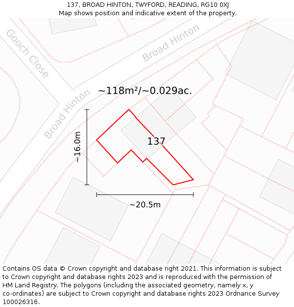 137, BROAD HINTON, TWYFORD, READING, RG10 0XJ: Plot and title map