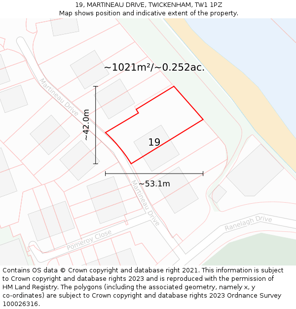 19, MARTINEAU DRIVE, TWICKENHAM, TW1 1PZ: Plot and title map