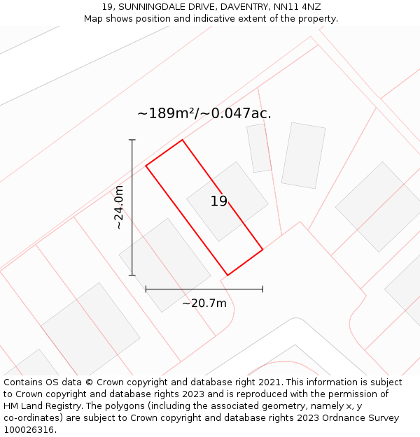 19, SUNNINGDALE DRIVE, DAVENTRY, NN11 4NZ: Plot and title map