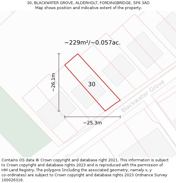 30, BLACKWATER GROVE, ALDERHOLT, FORDINGBRIDGE, SP6 3AD: Plot and title map