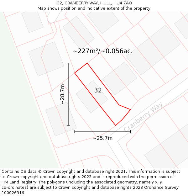 32, CRANBERRY WAY, HULL, HU4 7AQ: Plot and title map